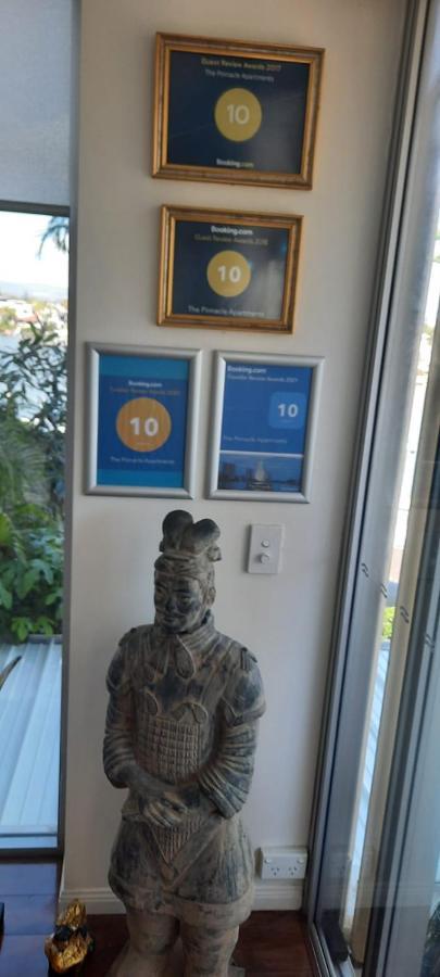 The Pinnacle Apartments Gold Coast Extérieur photo