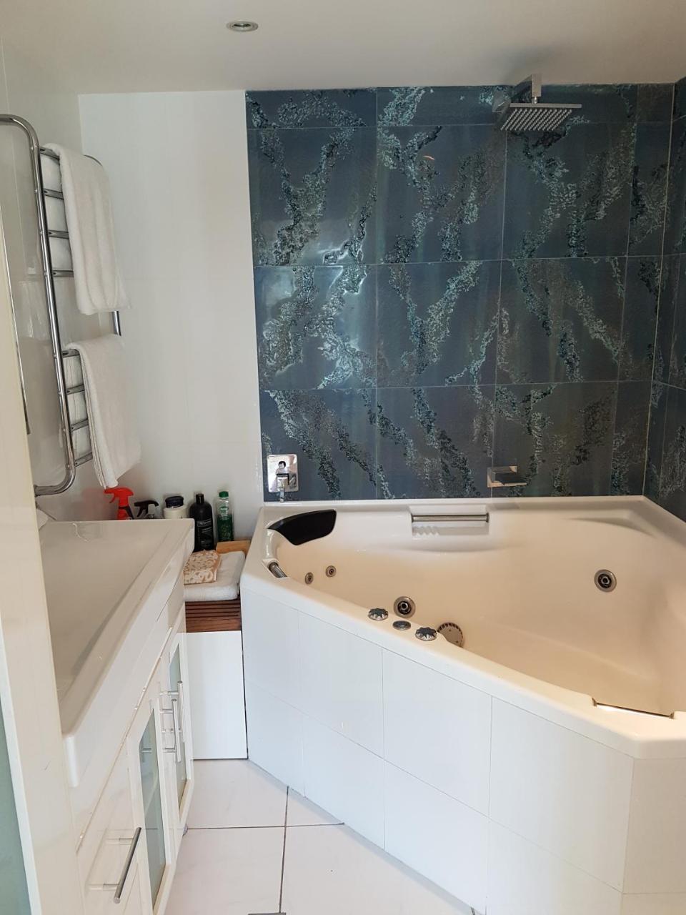 The Pinnacle Apartments Gold Coast Extérieur photo