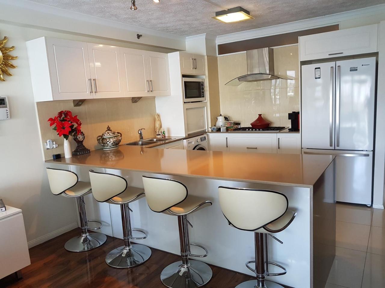 The Pinnacle Apartments Gold Coast Extérieur photo